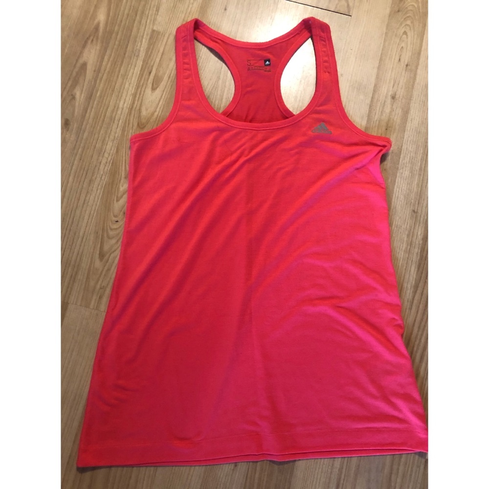 ⭐️ B2G1 - Adidas Pink Workout Tank